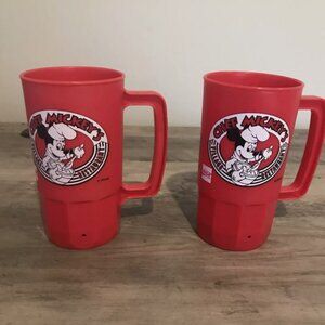 Set Of 2 Vintage Chef Mickey’s Village Restaurant Coca Cola Cups